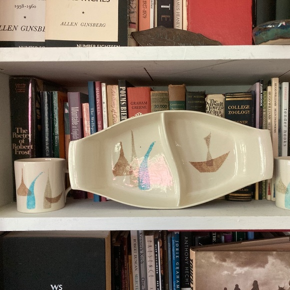 RARE Mid-century modern Redwing serving dish & 2 mugs - Picture 1 of 8